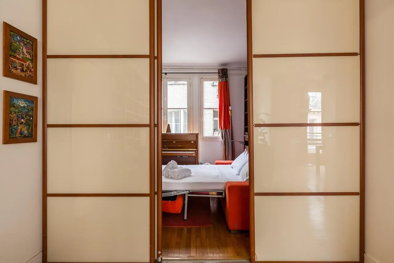 Apartment Veeve - Luxembourg Chic