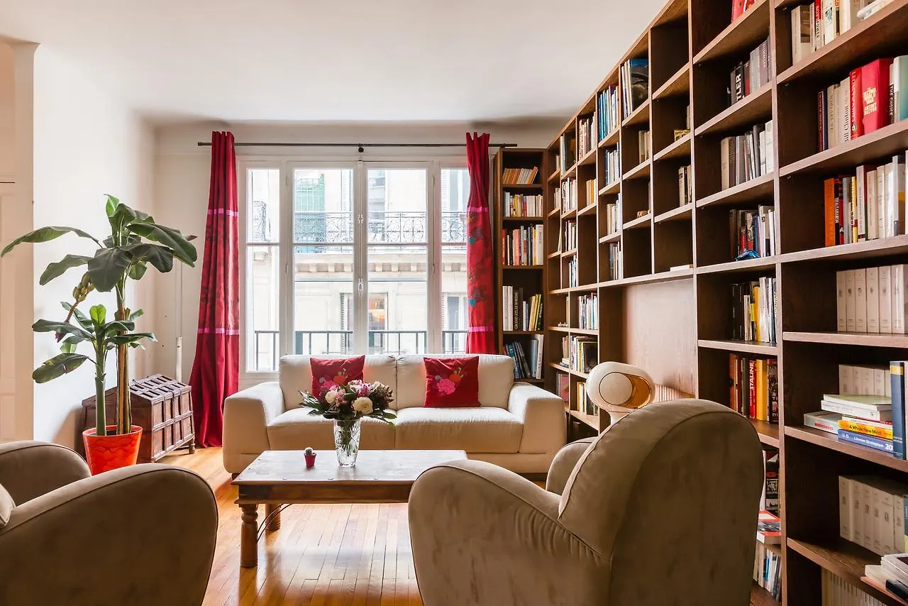 Veeve - Luxembourg Chic Apartment *